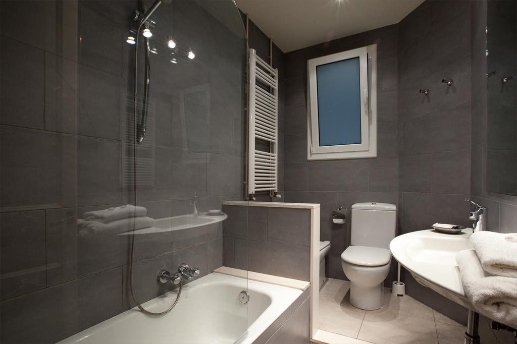 Alcam Borrell Big Apartment Barcelona Exterior photo