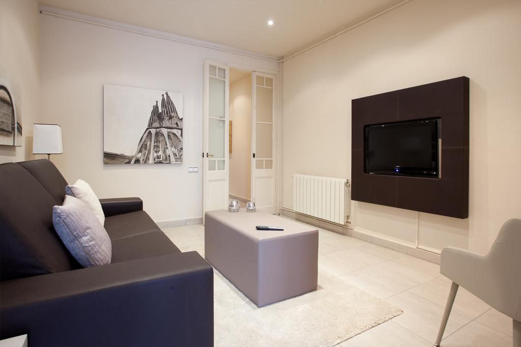 Alcam Borrell Big Apartment Barcelona Exterior photo